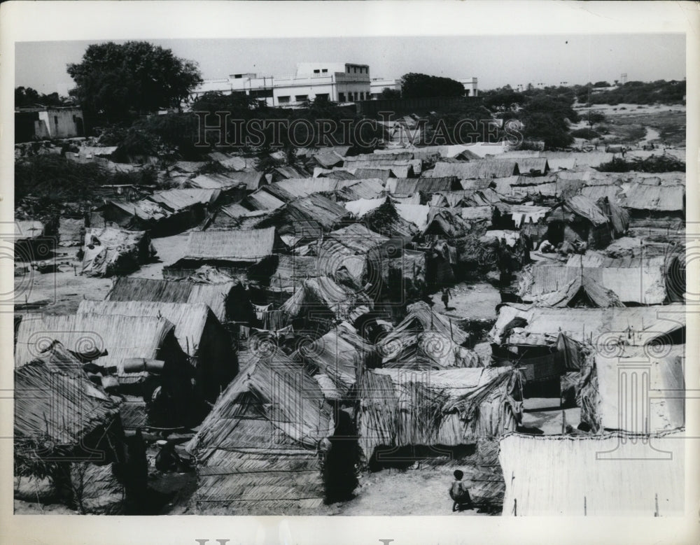 1969 Press Photo Squatter colonies in Karachi Pakistan