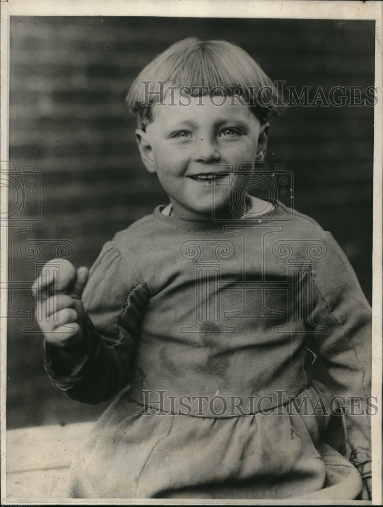 1923 Press Photo Olive Doherty Rescued by John Powell from Underground Whirlpool
