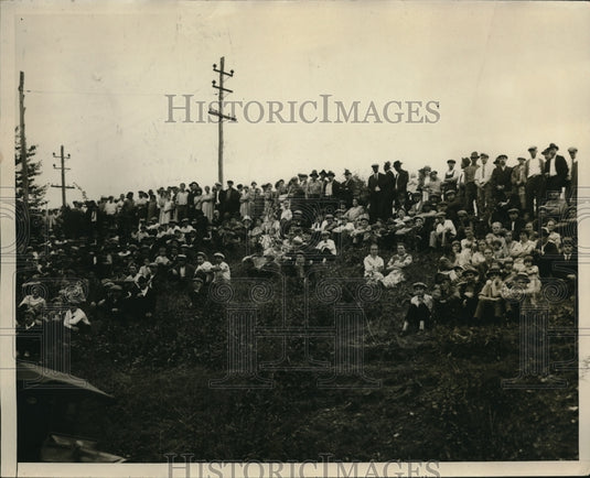 1926 Press Photo Crowd - nex40472