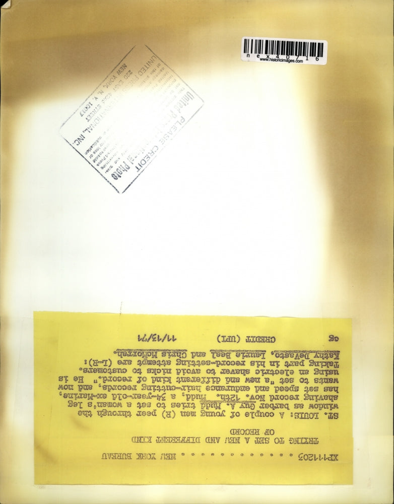 1971 Press Photo St Louis Missouri, Guy Mudd, Chris McMarrion, Shaving Records