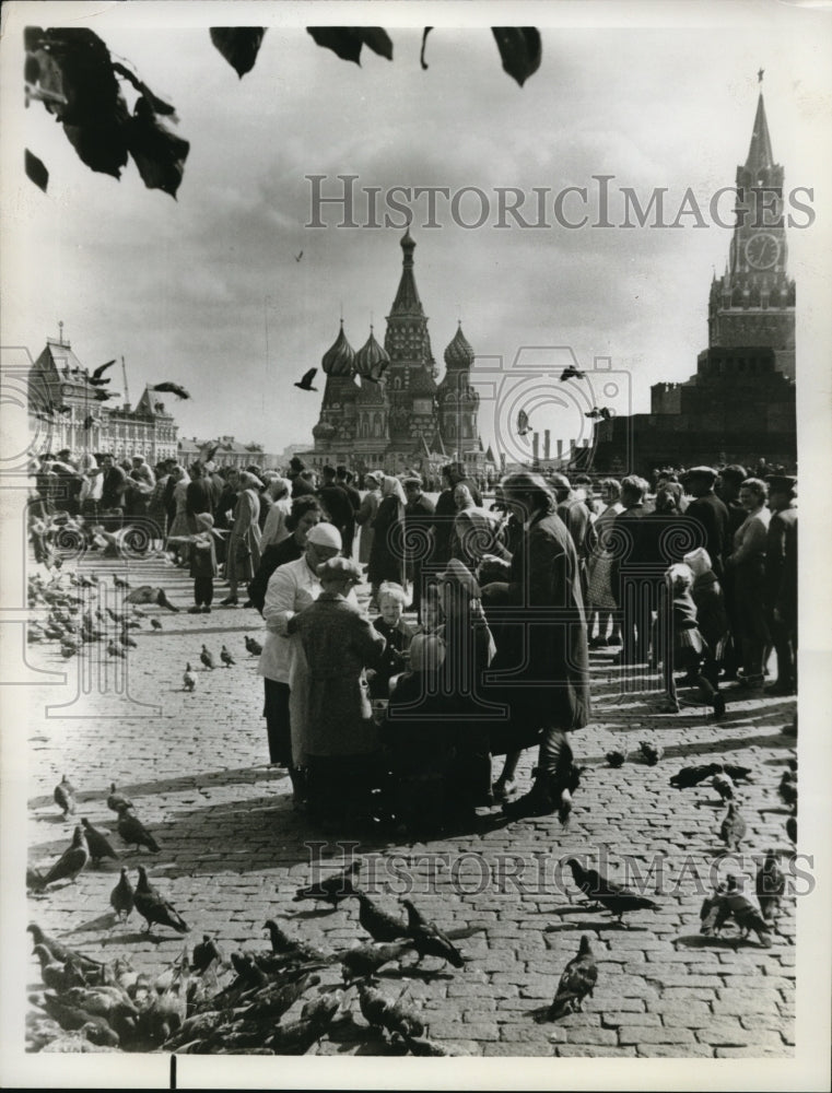 Load image into Gallery viewer, 1963 Press Photo The Story of the Kremlin Red Square to be shown on NBC-TV

