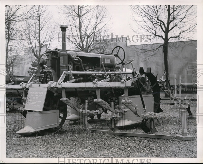 Load image into Gallery viewer, 1951 Press Photo Paris KH-42 farm machinery at Agri expo ar Versailles
