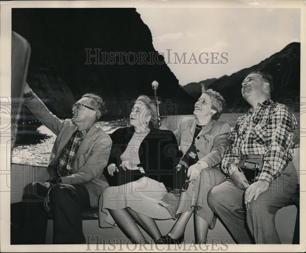 1949 Press Photo Las Vegas Nev Mr & Mrs Merrill Blosser,Mr & Mrs Herbert Walker