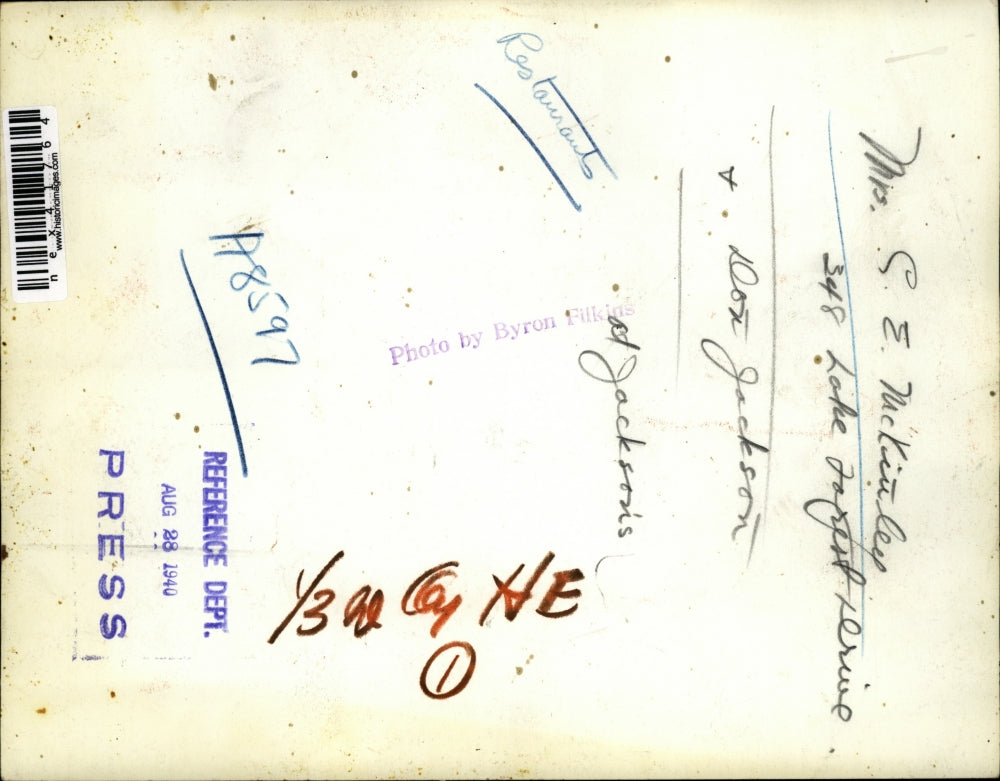 1940 Press Photo Don Jackson, Jackson's Drive Thru Vintage Restaurant