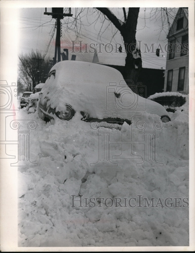 1964 Press Photo Park Cars were almost buried by New Year's first snow
