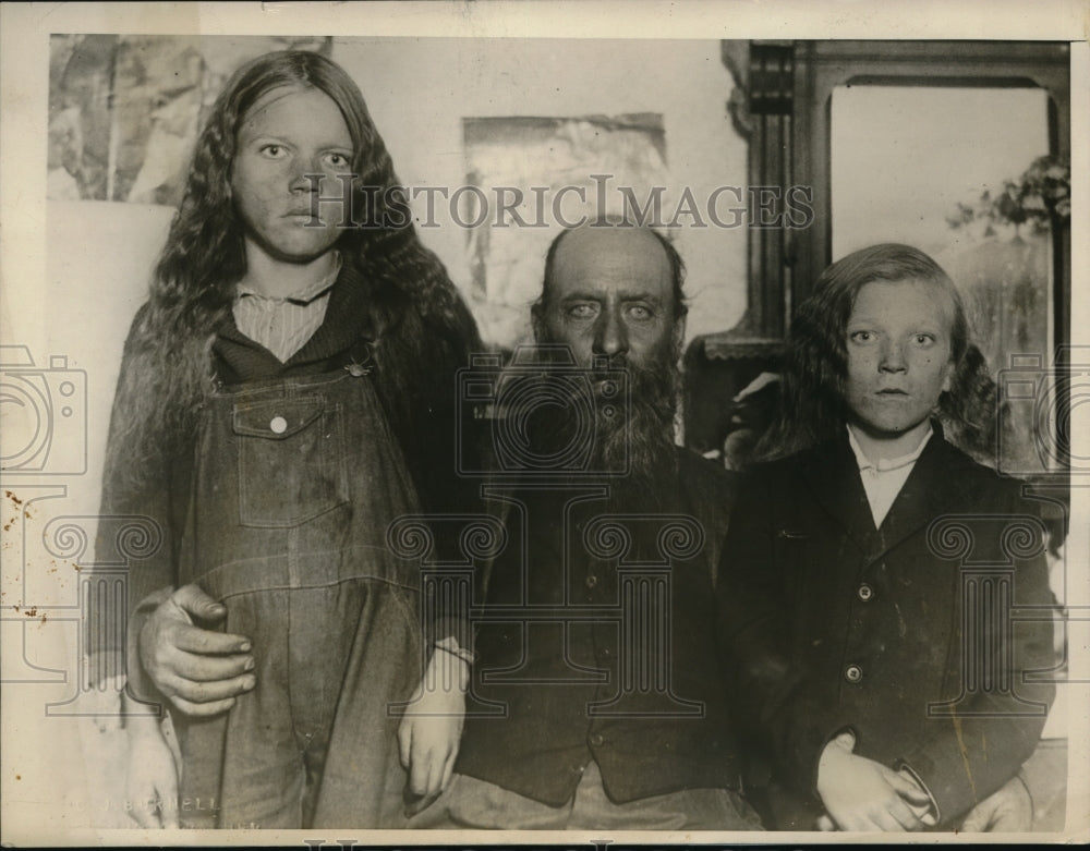 1927 Press Photo Daniel Brown, Zinie Brown, Calvin Brown in Court Battle