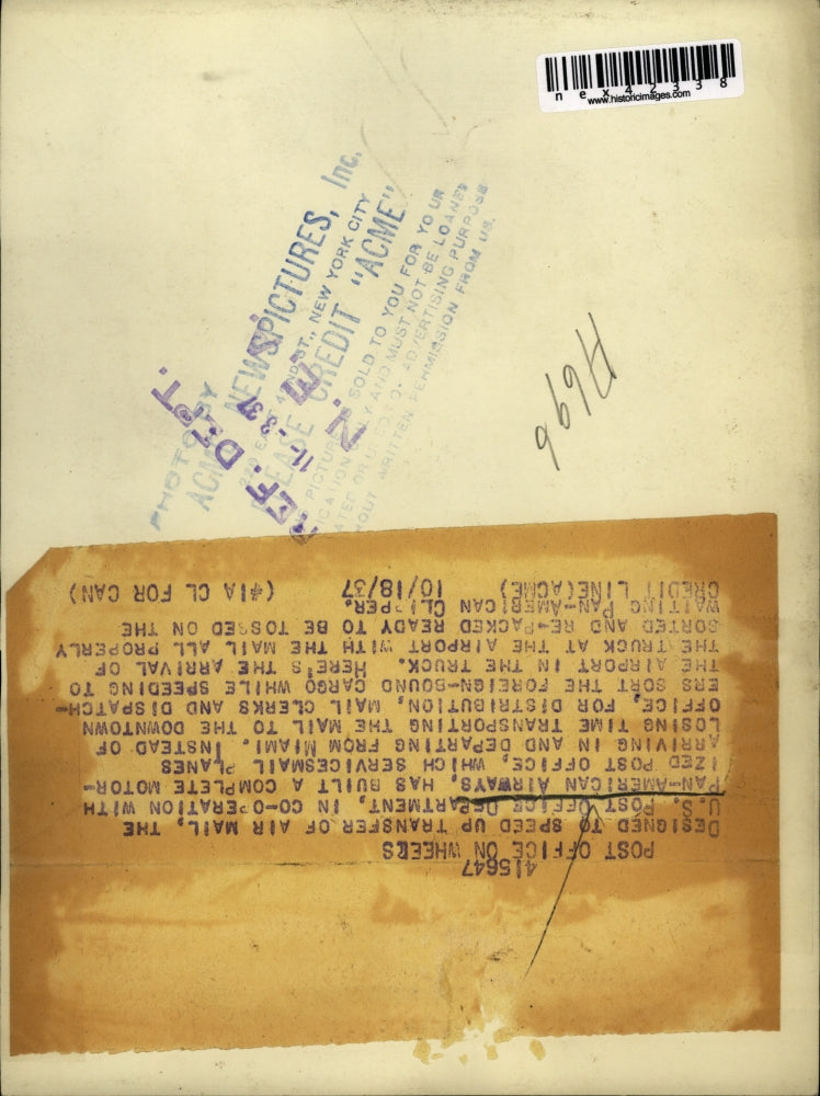 1937 Press Photo Truck arrival at the airport with the mail all properly sorted