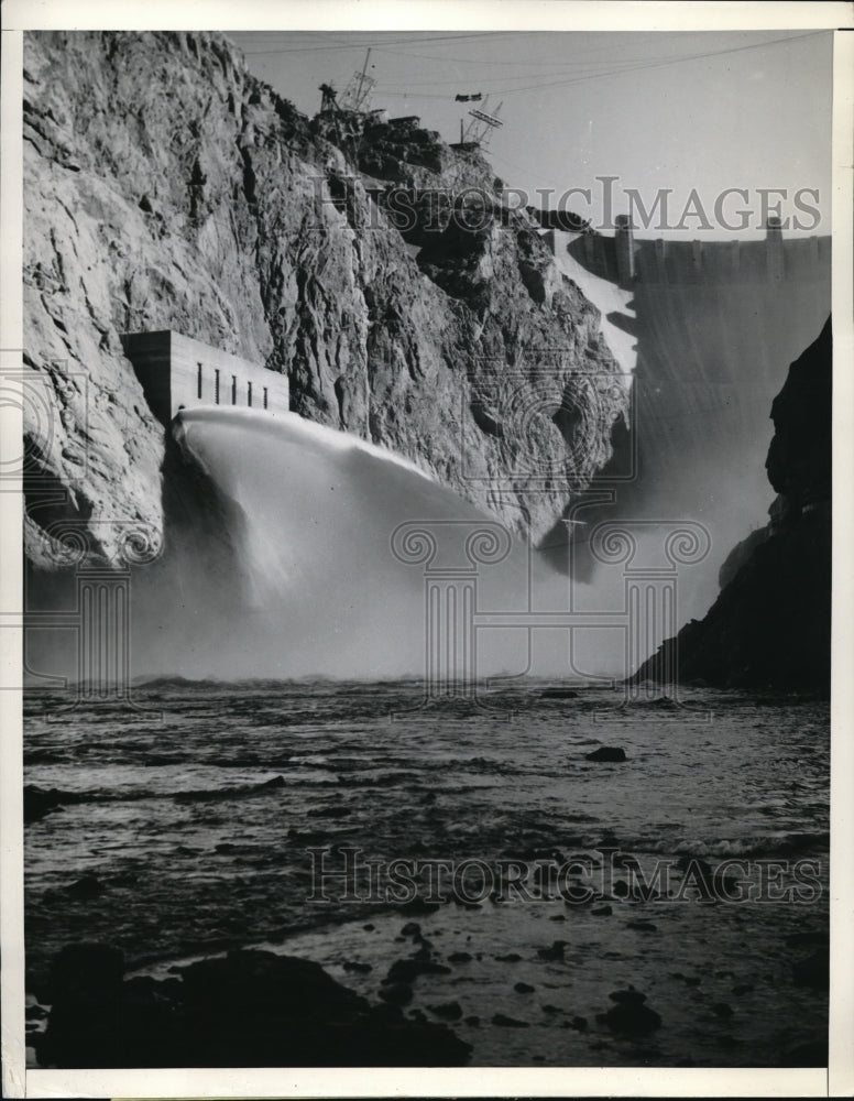 1937 Press Photo The outlet valves on the Arizona side of the Boulder dam