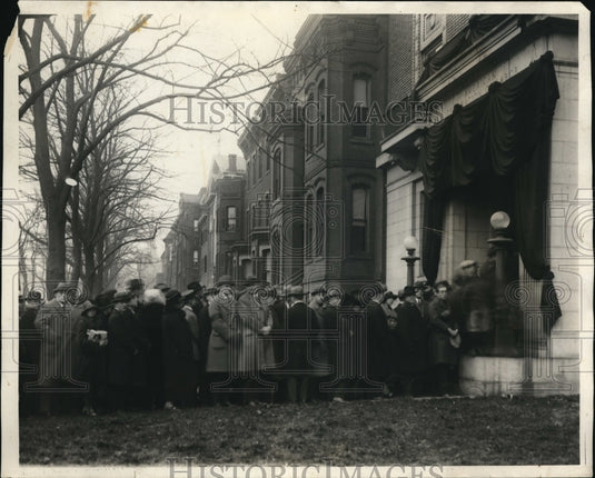 1924 Press Photo Outside Ellis Hall - nex42809