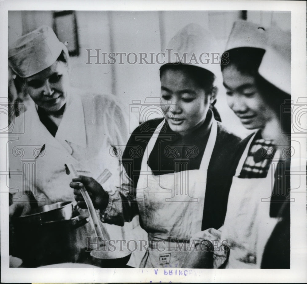 1962 Press Photo Princess Bunmi Sisaleumeak of Laos