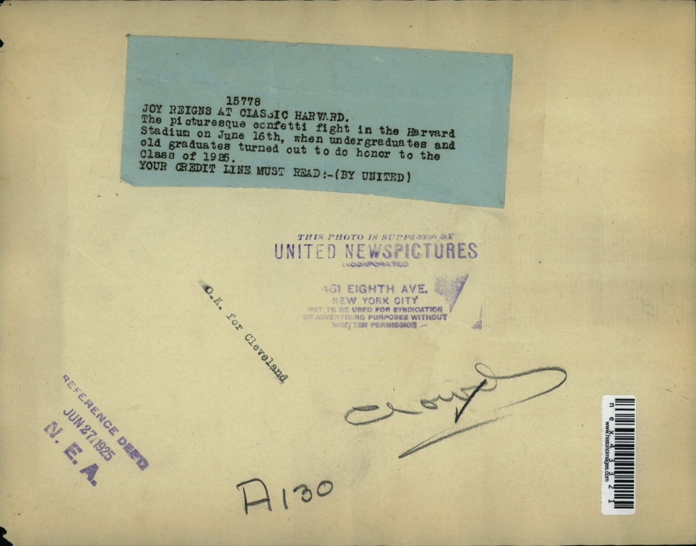 1925 Press Photo Joy reigns at classic Harvard stadium. Confetti undergraduates