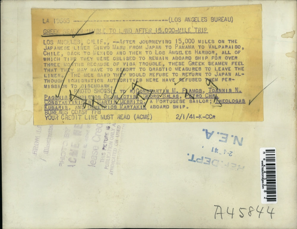 1941 Press Photo Greek Sailors Aboard Japanese Ocean Liner Ginyo Maru, L.A.