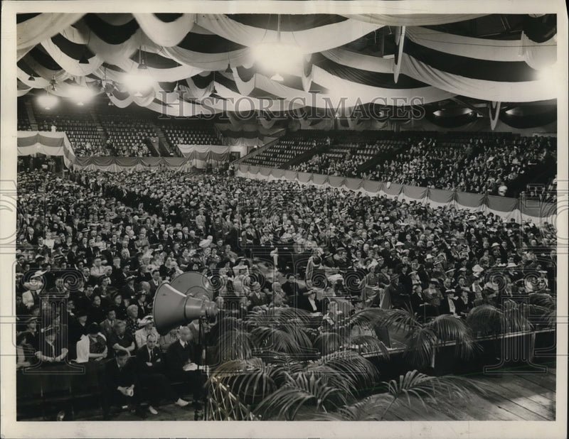 Load image into Gallery viewer, 1939 Press Photo National Conference for Social Work underway in New York City.
