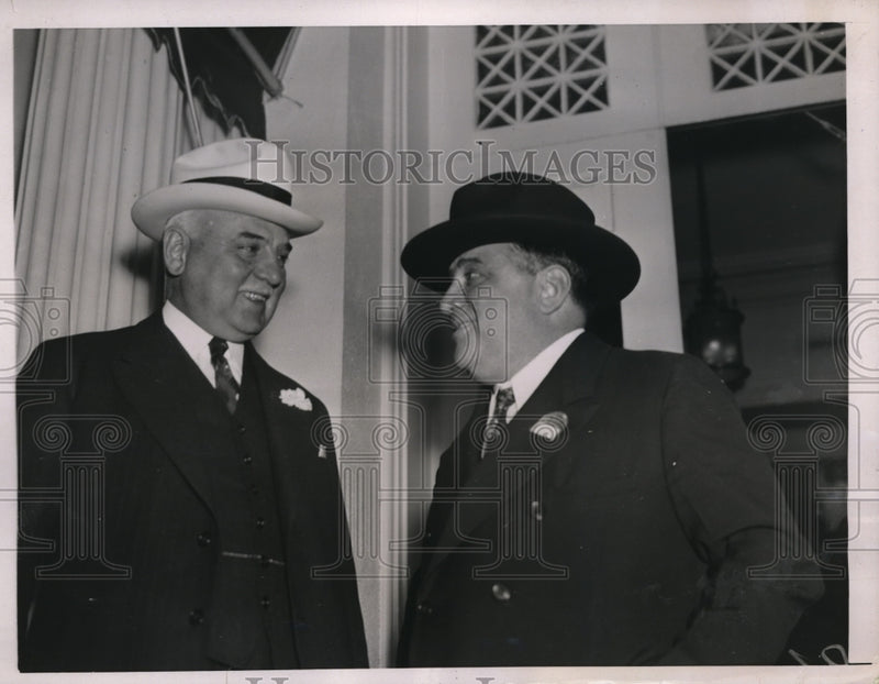Load image into Gallery viewer, 1936 Press Photo SF Mayor Angelo Rossi &amp; NYC mayor Fiorello LaGuardia
