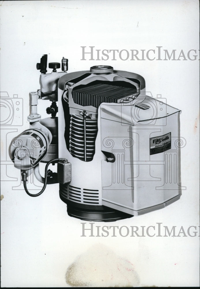 Load image into Gallery viewer, Press Photo Revolutionary Design of 640 Series Boilers by A.O. Smith Consumer
