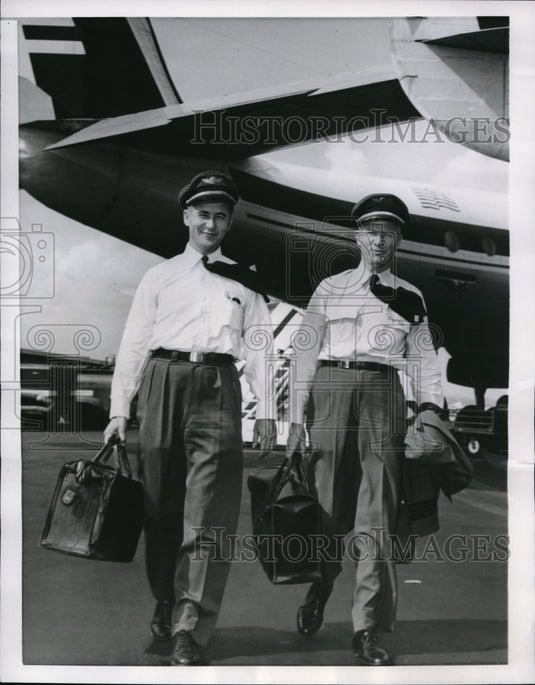 1954 Press Photo Washington D.C., Captain Harry Smith and Son, Military Pilots