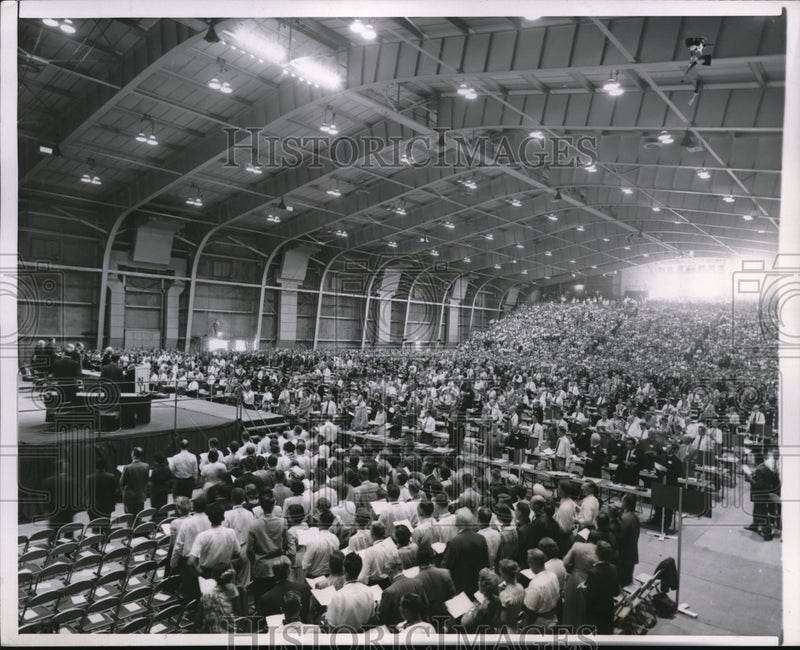Load image into Gallery viewer, 1954 Press Photo Evanston Illinois, Delegates From World Council of Churches
