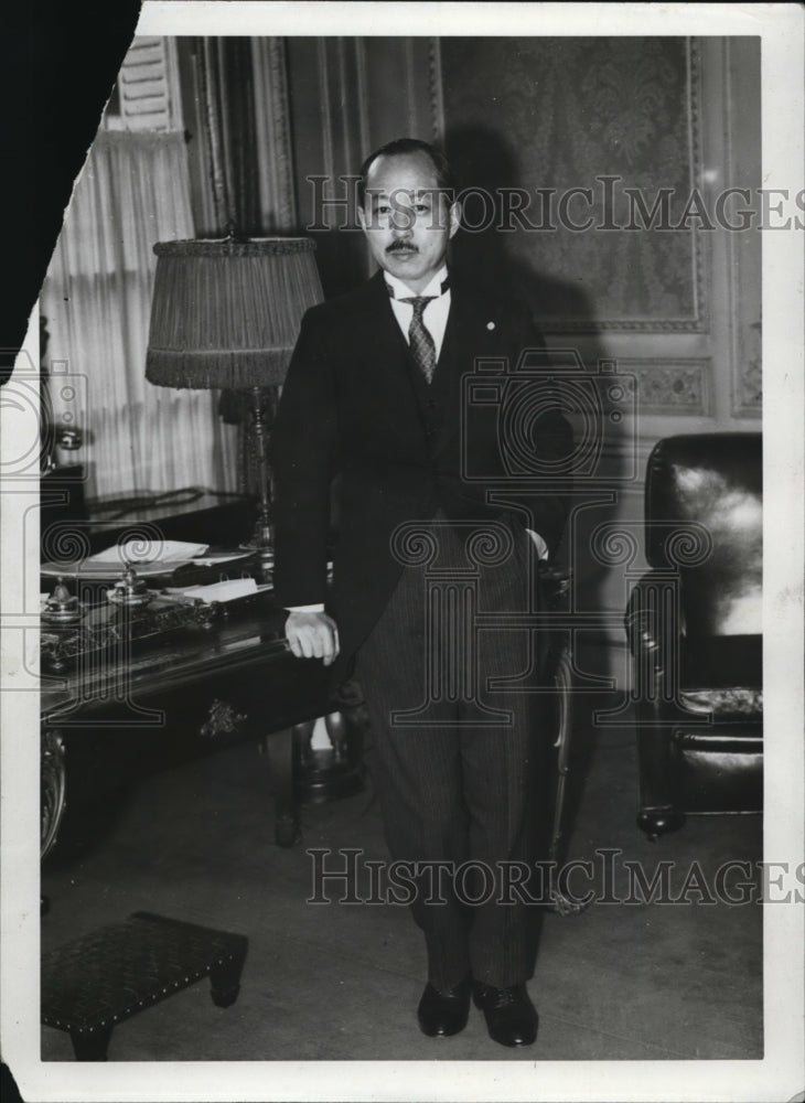 Load image into Gallery viewer, 1933 Press Photo Naotake Sato, Japanese Ambassador to Paris
