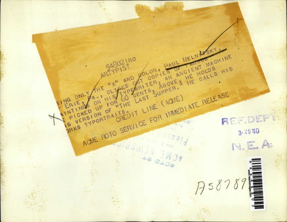 1940 Press Photo Paul Melnitsky Clicks Copies of Paintings with Typewriter