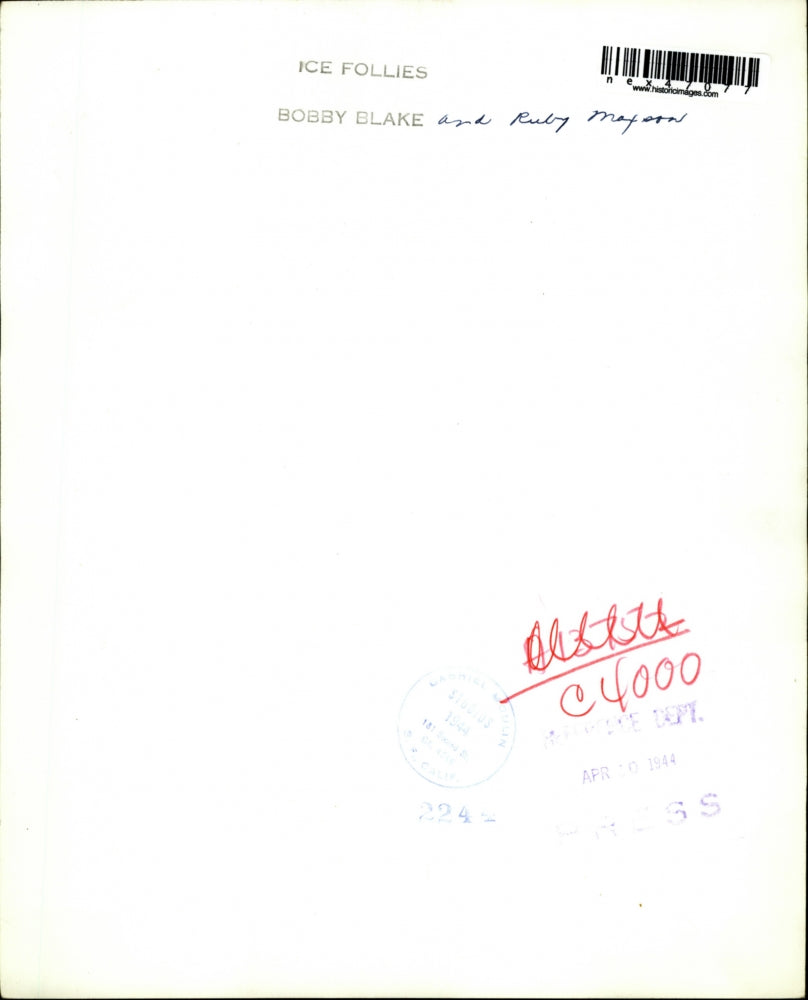 1944 Press Photo Ice Follies skaters Cobby Blake & Ruby Maxson