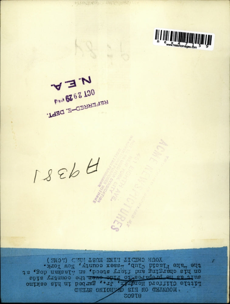 1929 Press Photo Clifford Hendrix Jr & Alaskan dog at Lake Placid NY