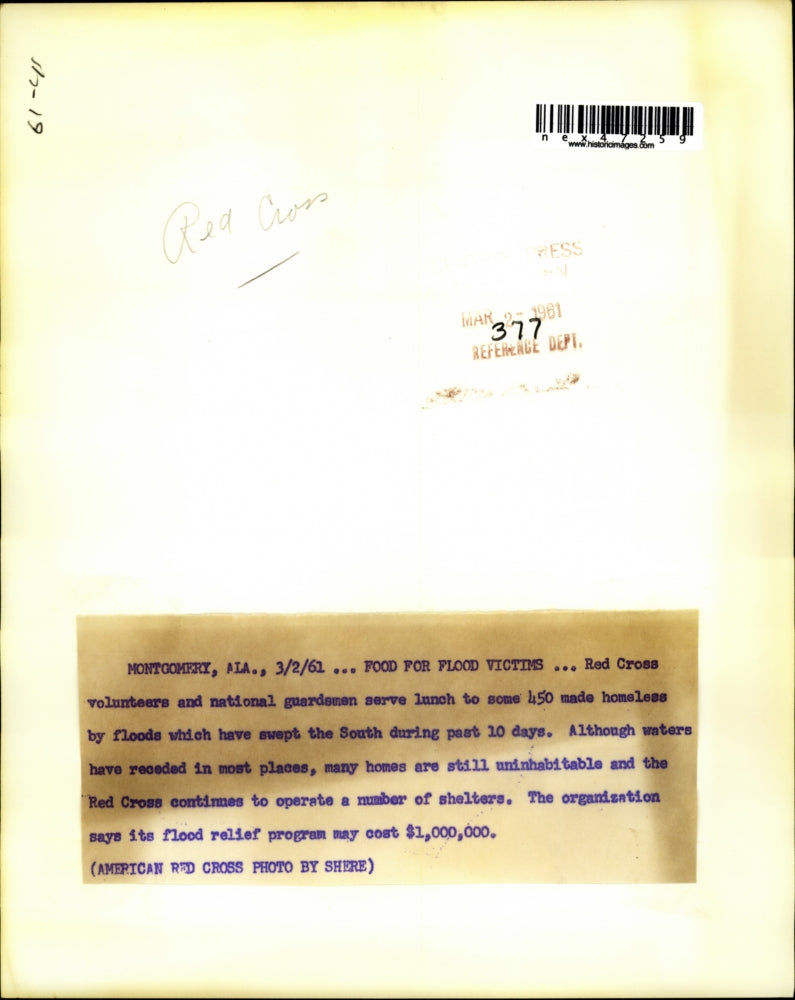 1961 Press Photo Red Cross volunteers and the National guardsmen