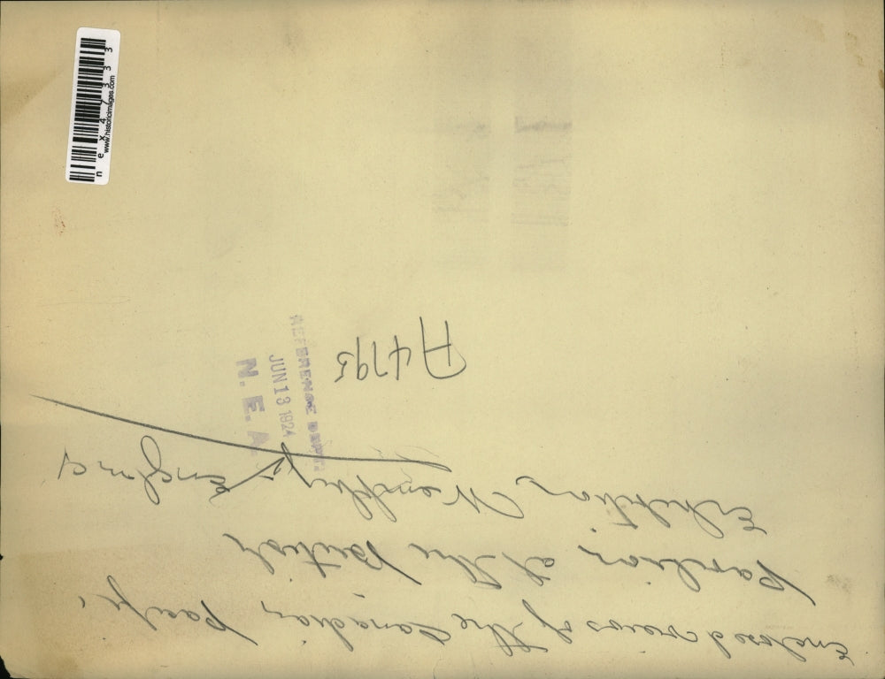 1924 Press Photo Enclosed Views of Canadian Pacific Pavilion