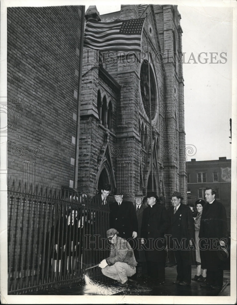 1942 Press Photo Chicago Mayor Ed J Kelly at Holy Name Cathedral