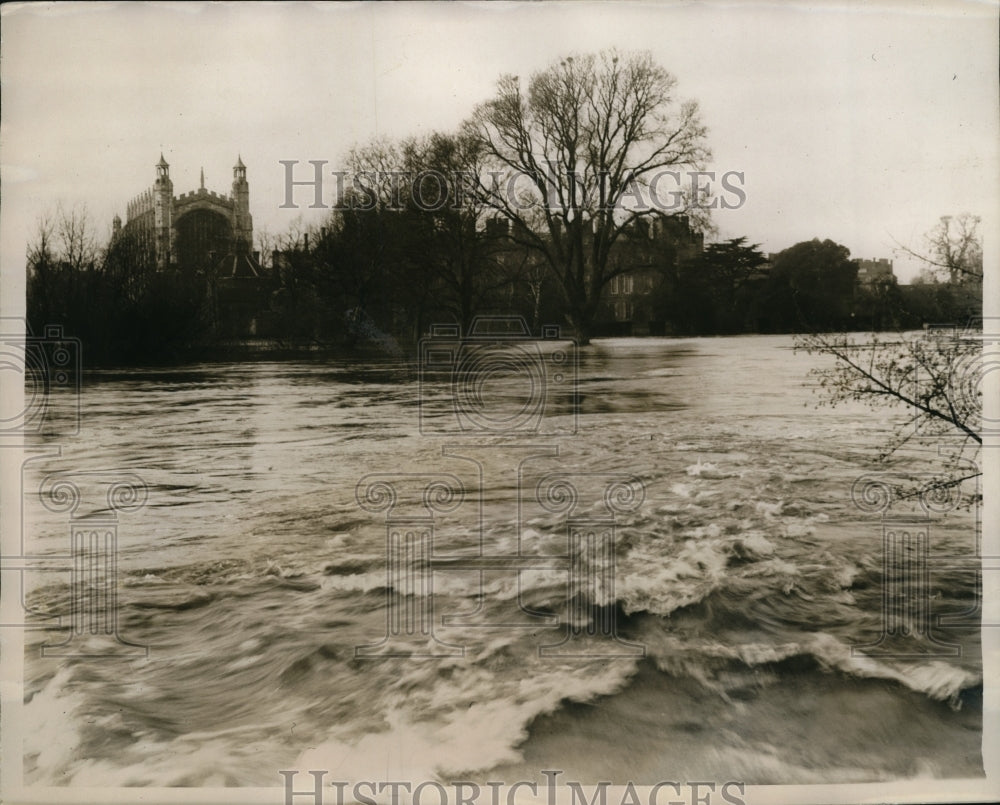 1928 Press Photo The flooded Eton College