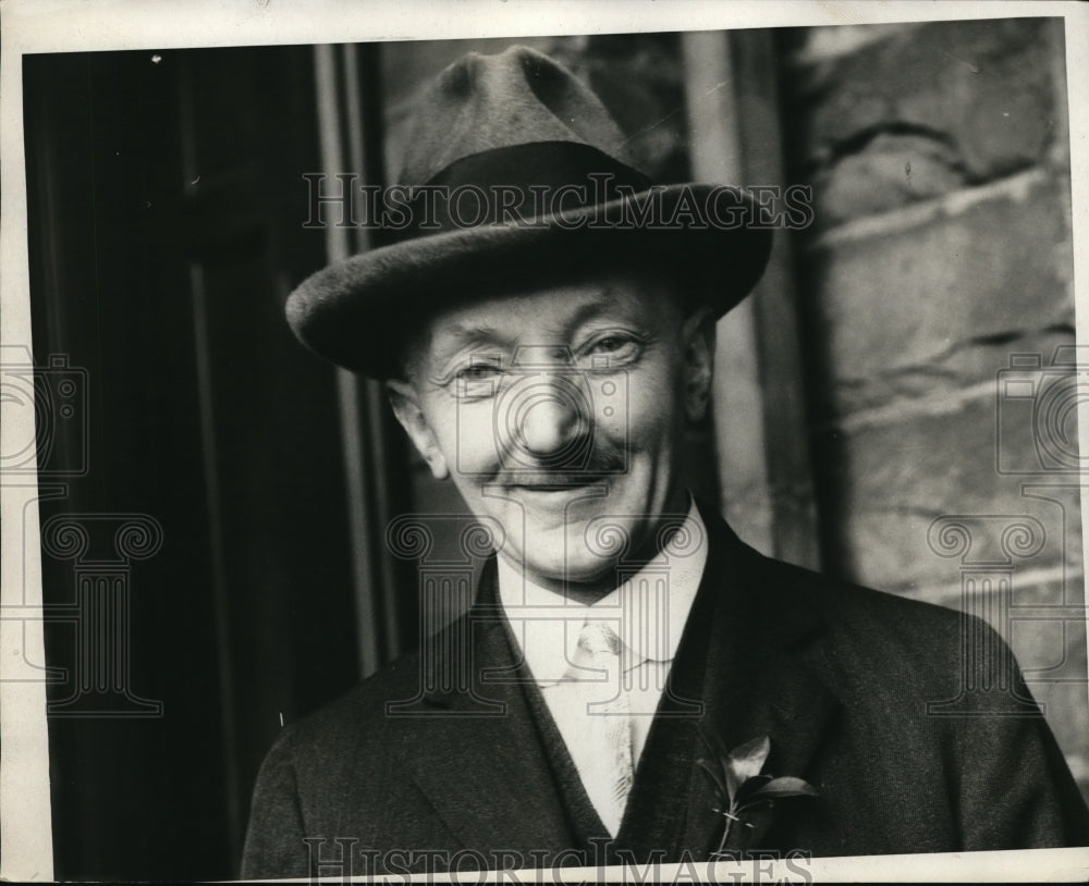 1930 Press Photo John O'Day chauffer - nex48140