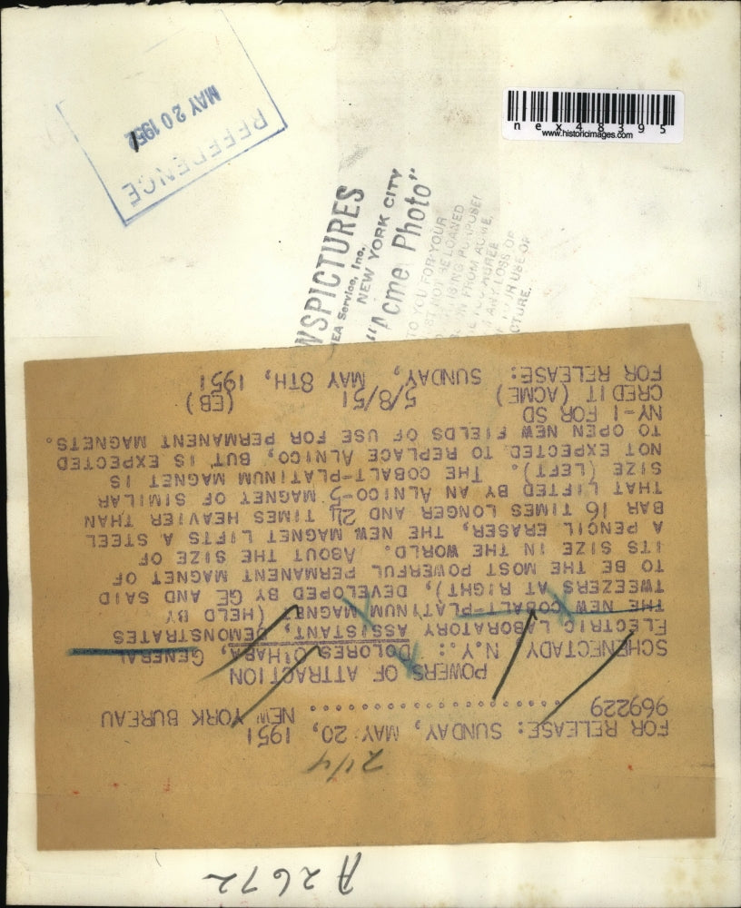 1951 Press Photo Dolores O'Hara of General Electric shows new cobalt magnet