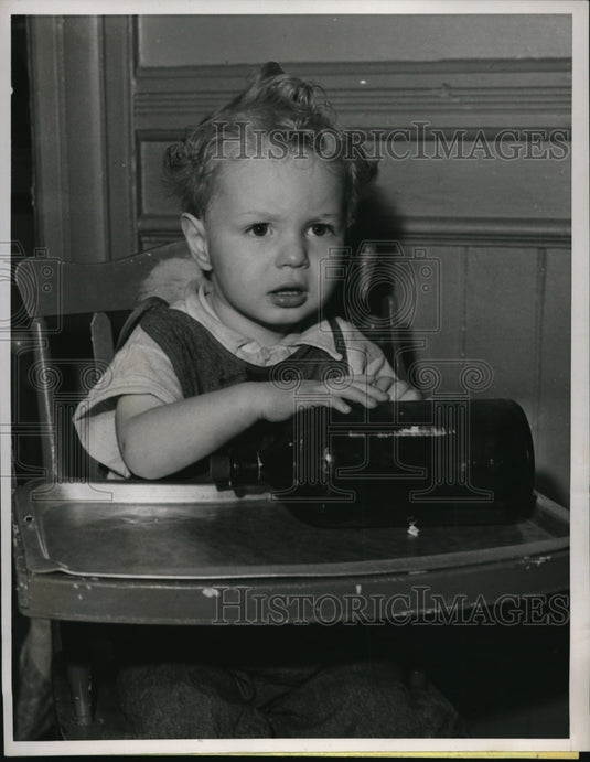 1938 Press Photo Bobby Westergren's expression is genuine