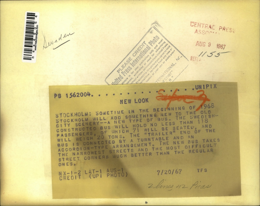 1967 Press Photo New type of Swedish-style bus in Stockholm