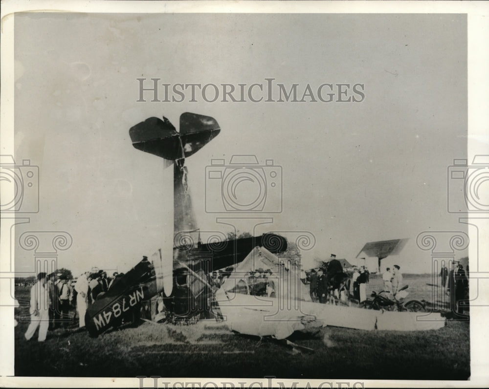 1932 Press Photo Pilot Jim Ray, Mrs HCV Cann & Miss Marianne Smith in crash