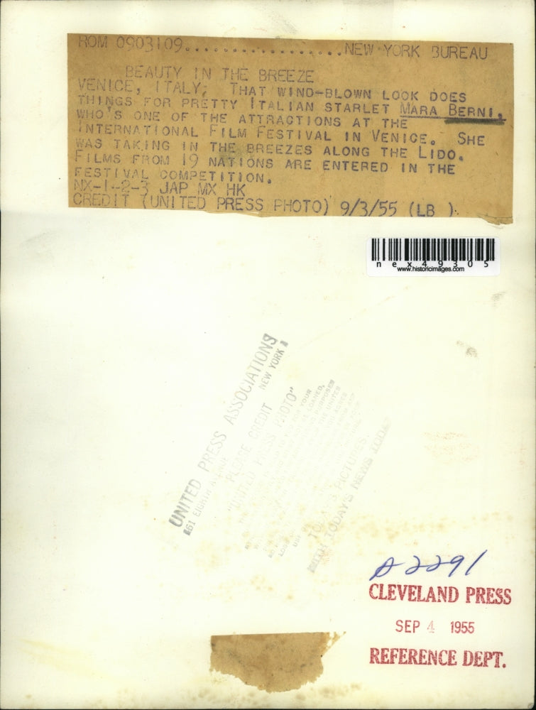 1955 Press Photo Venice Italy Mara Berni starlet at Intnal Film Festival