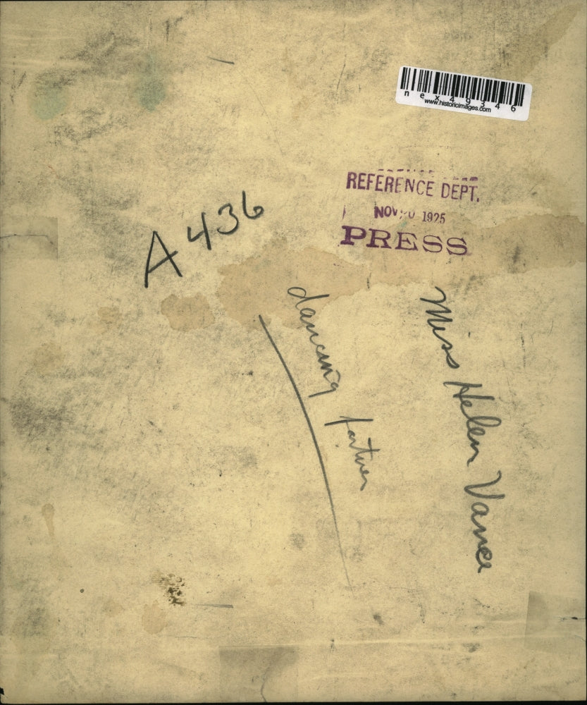 1925 Press Photo Miss Helen Vaner dancing on stage