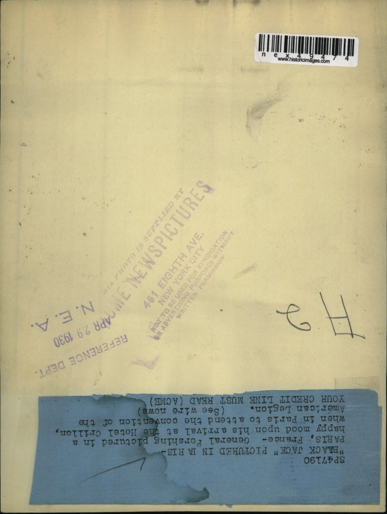 1930 Press Photo General Pershing in a happy mood at Hotel Crillon in Paris