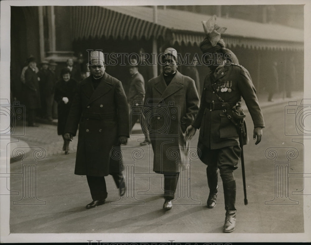 1930 Press Photo Fazl ul Hag, one of the delegates with Captain Raja