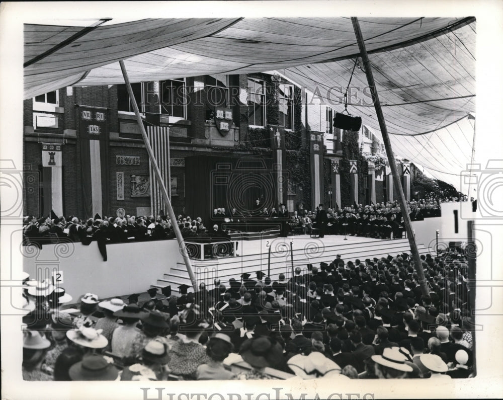 1941 Press Photo General view in Sever Quadrangle, Harvard University
