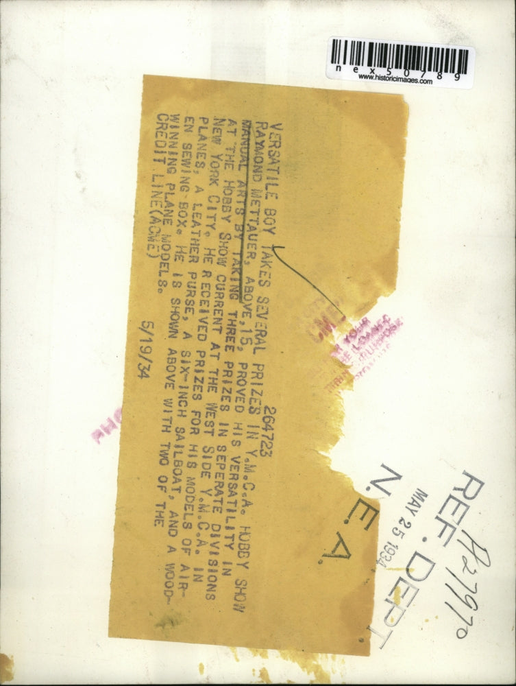 1934 Press Photo Raymond Mettauer age 15 wins YMCA prizes for model planes