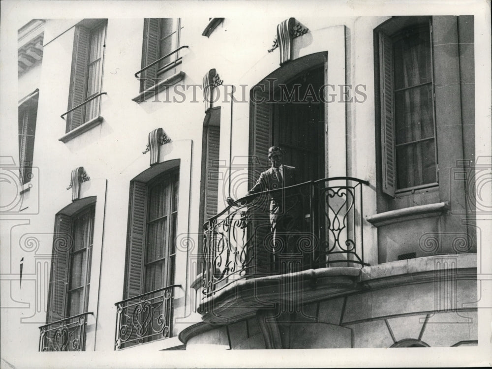 1934 Press Photo Prince George & fiance in Paris