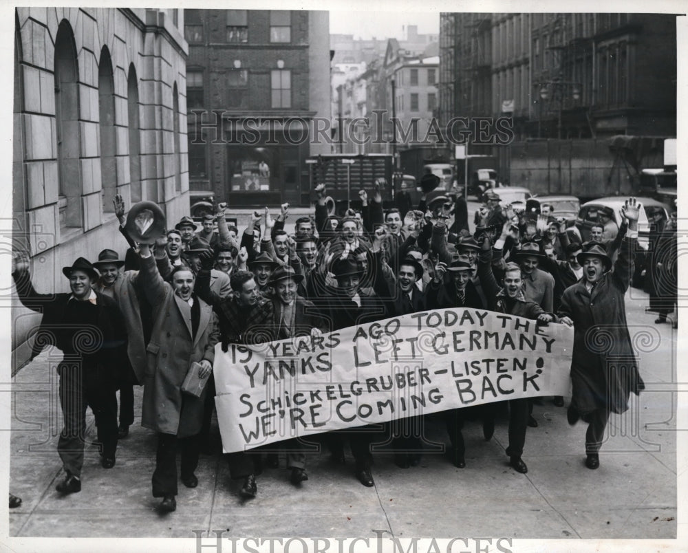 1942 Press Photo Philadelphia Pa 15th anniversary of Us WW I troops home