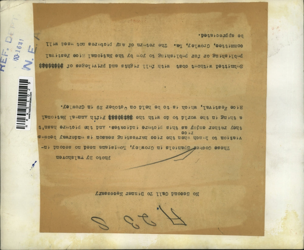 1941 Press Photo Cocker Spaniel puppies in Crowley La eating rice