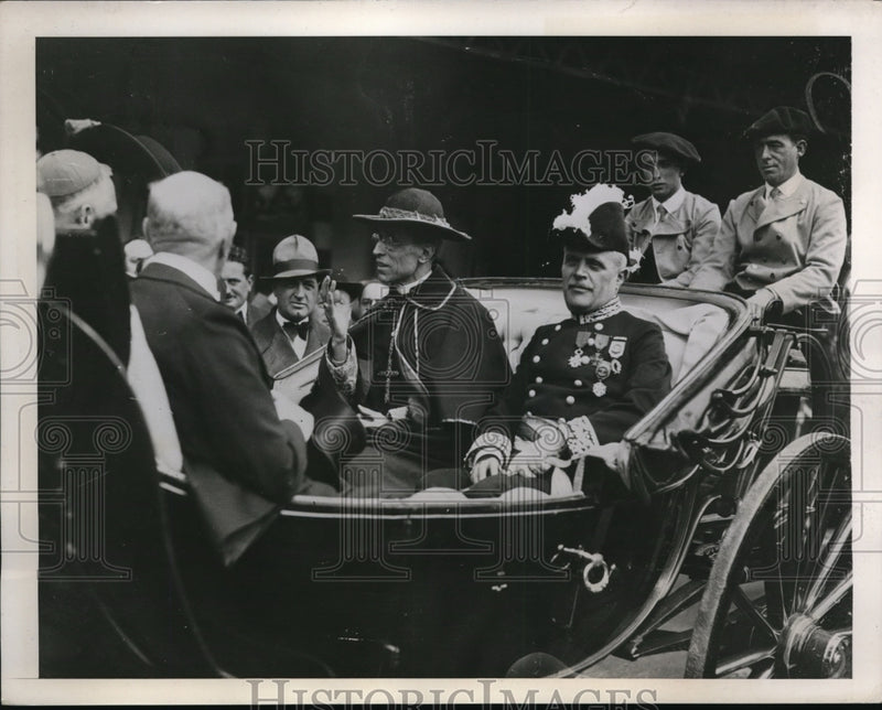 Load image into Gallery viewer, 1935 Press Photo Cardinal Pacelli at Lourdes France
