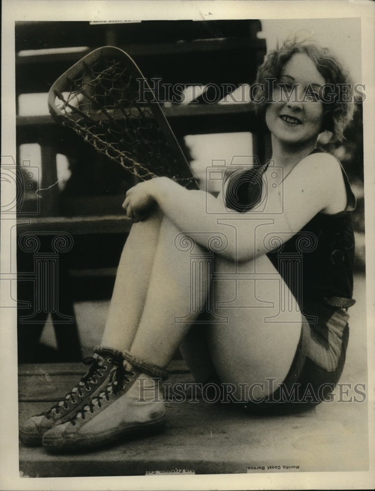 1927 Press Photo Billee Gorman rests after battle