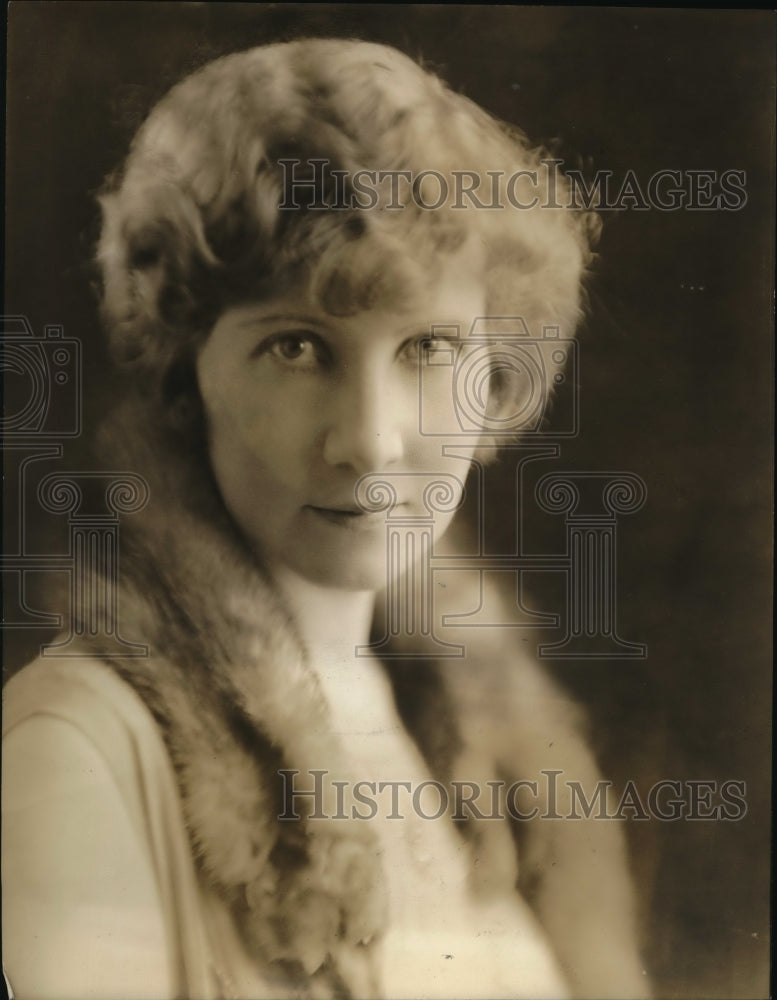 1929 Press Photo Mildred Ruhge Kyffin, Queen of Fairies in "Golanthe" KOA Opera