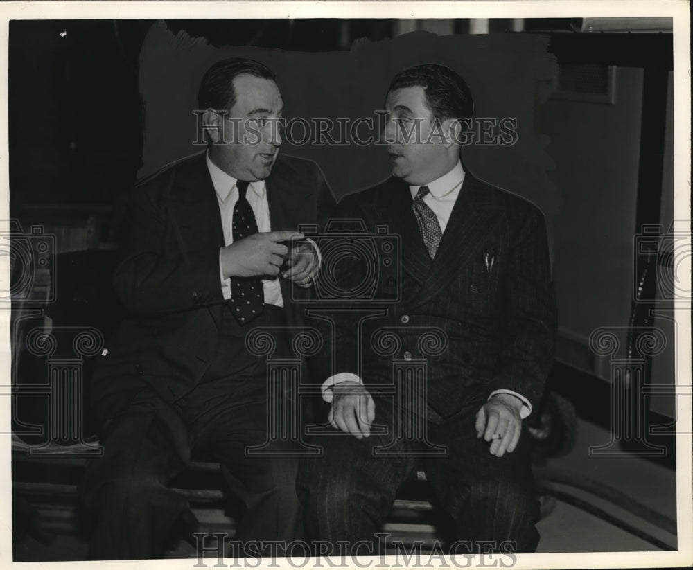1937 Press Photo Hugh Herbert & Frank McHugh in Marry the Girl from Warner Bros