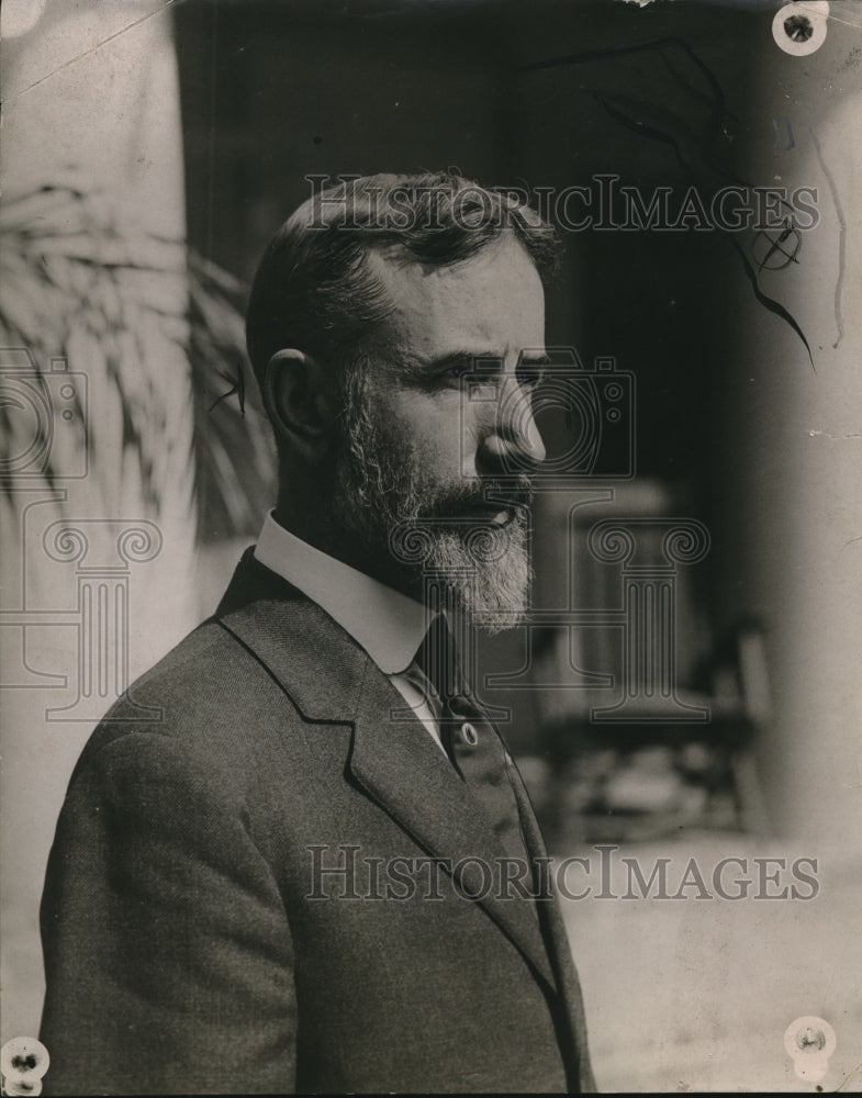 1924 Press Photo AP Warrington an editor