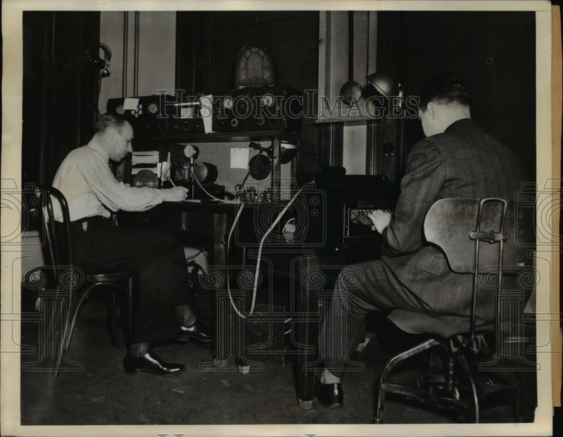 Load image into Gallery viewer, 1938 Press Photo Wash DC Weather Bureau broadcasts typed out
