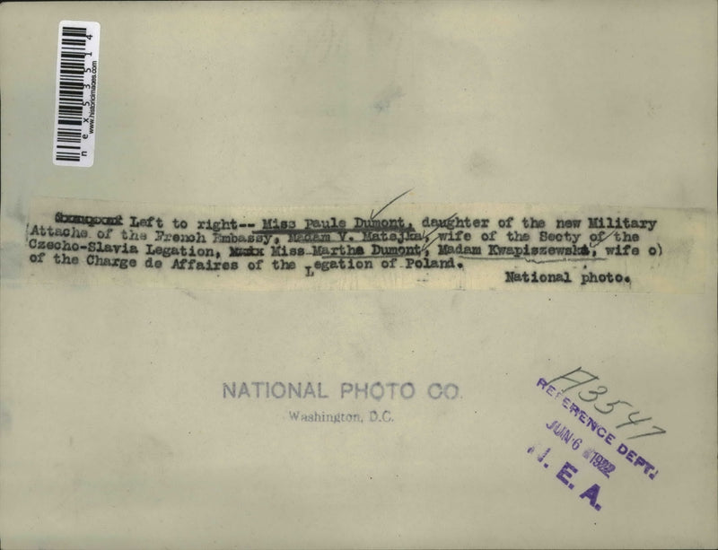 Load image into Gallery viewer, 1932 Press Photo Paile Dumont,V Matejka,M artha Dumont, Kwapisze
